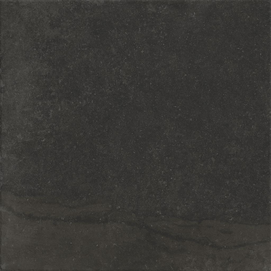 Albendo, vloeren specialist - Een close-up van de Vloertegel / Wandtegel Mainz Graphite 90x90cm onthult een donker, bijna zwart gestructureerd oppervlak met subtiele toonvariaties en vage markeringen, dat doet denken aan natuursteen of leisteen.